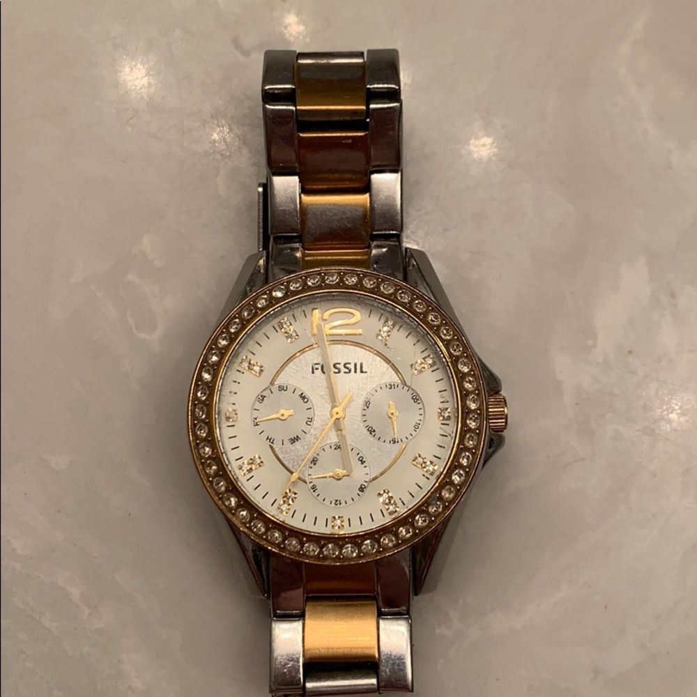 Women’s fossil gold silver watch